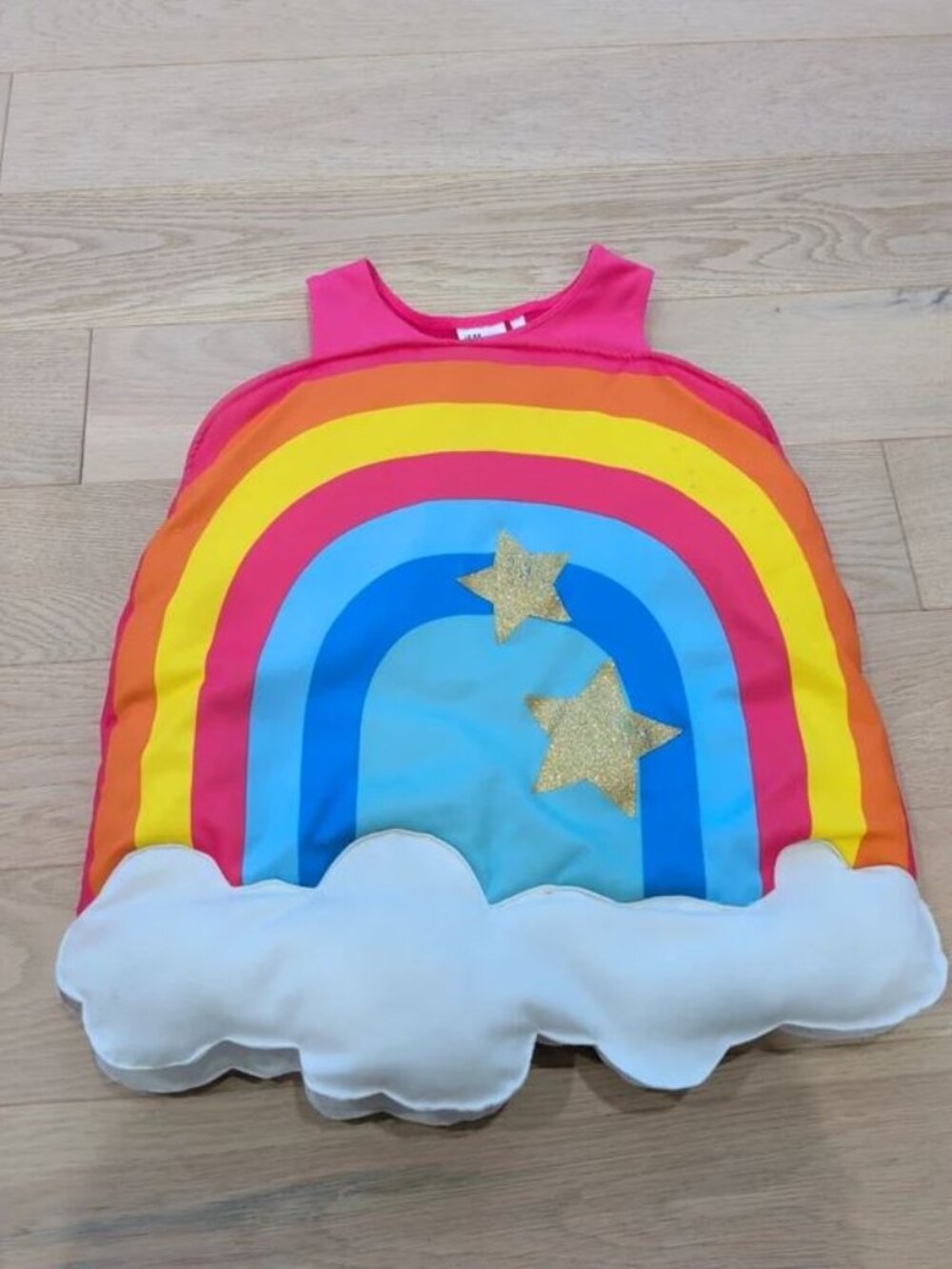 H&M rainbow cloud Halloween plush costume size 4-8 Y